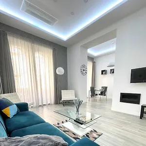 Duomo Platinum Apartment Naples